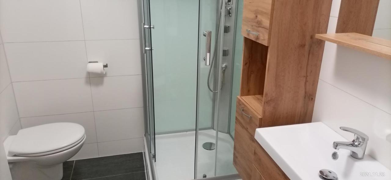 Apartment E1 - Gut Ausgestattete 3-Zimmerwohnung 68 Qm Fuer 1-5 Personen 2Xzz 1Xsc Grafenwohr Exteriér fotografie
